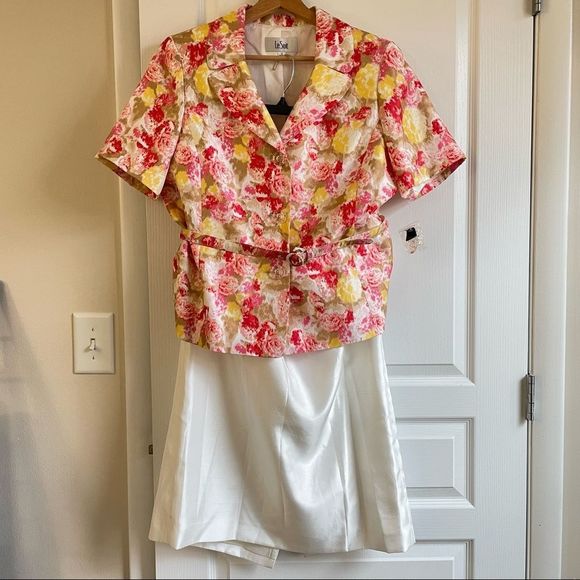 Le Suit Dresses & Skirts - ✅Last Price ✅ Le Suit Coral Cabana Skirt Suit